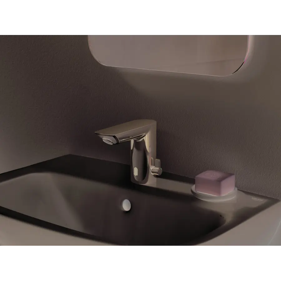 Смеситель для раковины с сенсорным управлением Grohe Bau Cosmo E (36451000)