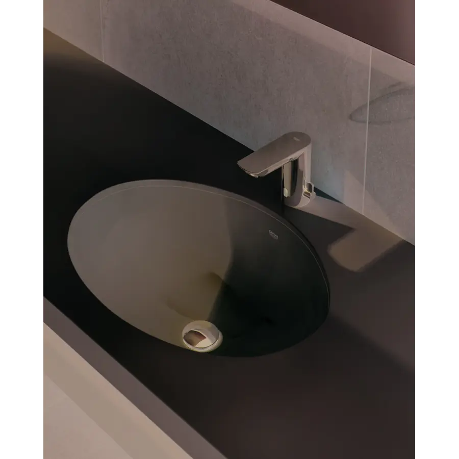 Смеситель для раковины с сенсорным управлением Grohe Bau Cosmo E (36451000)