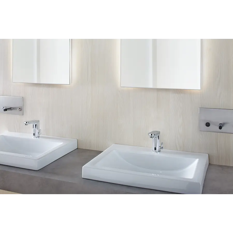 Смеситель для раковины с сенсорным управлением Grohe Eurosmart CE (36327001)