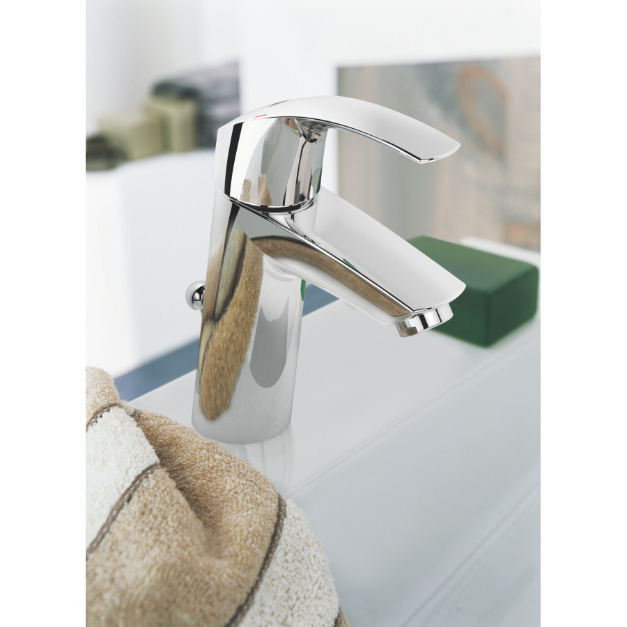 Смеситель для раковины M-размера Grohe Eurosmart (23322001)