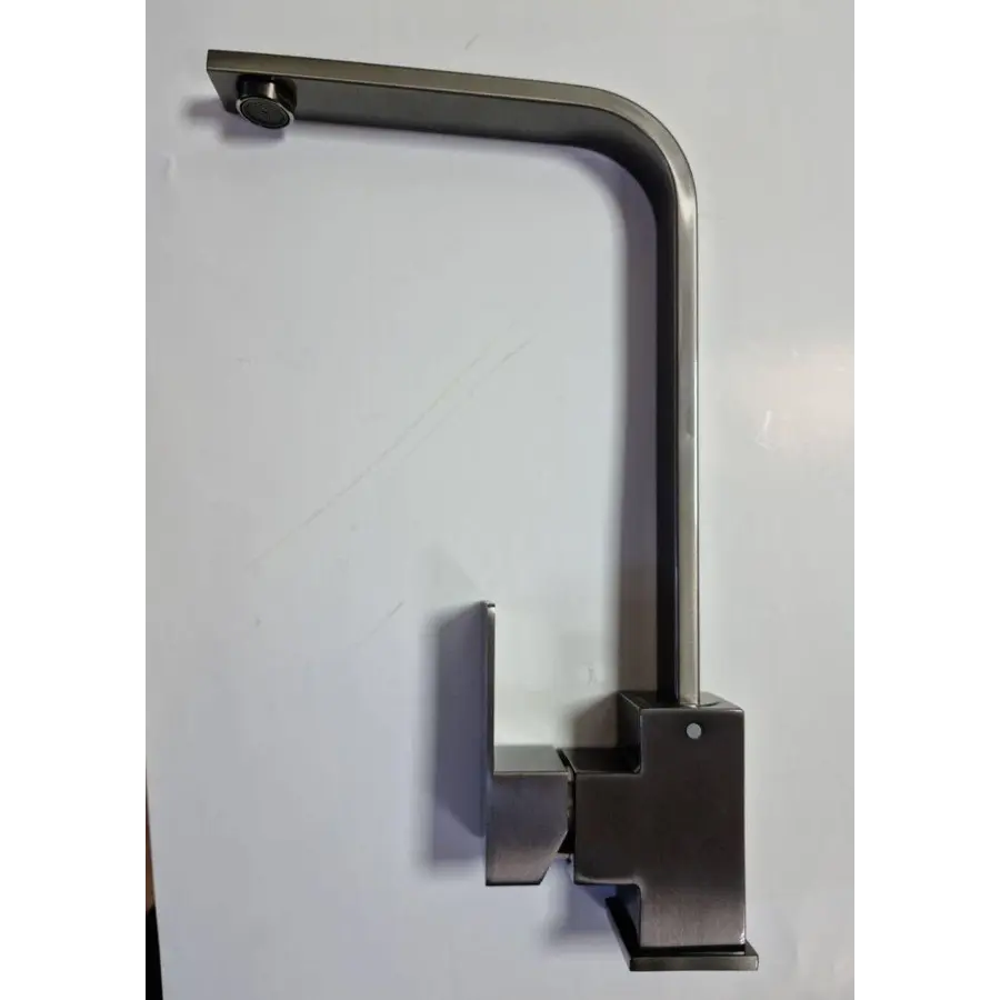 Смеситель кухонный Platinum 7104 BW PVD черный