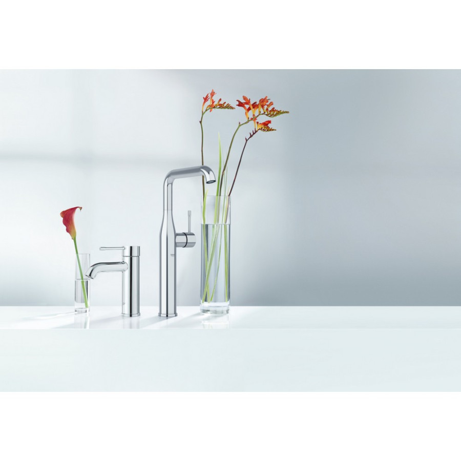 Смеситель для раковины Grohe Essence 23589001