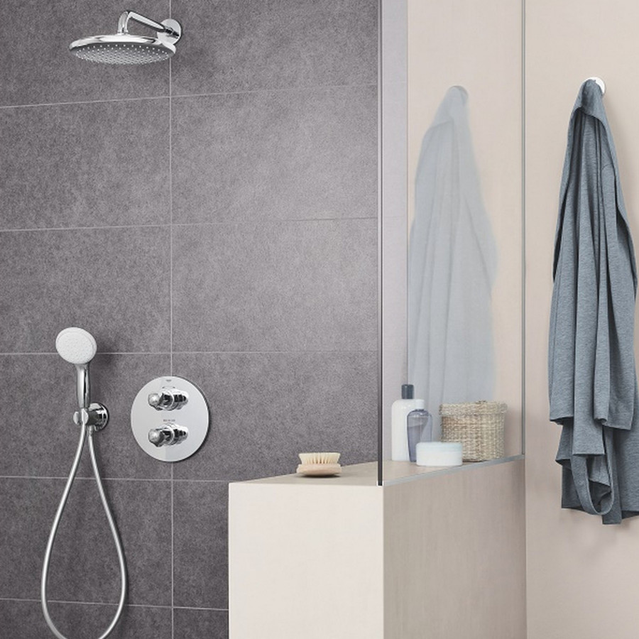 Лейка для верхнего душа с держателем Grohe Tempesta 250 26668000