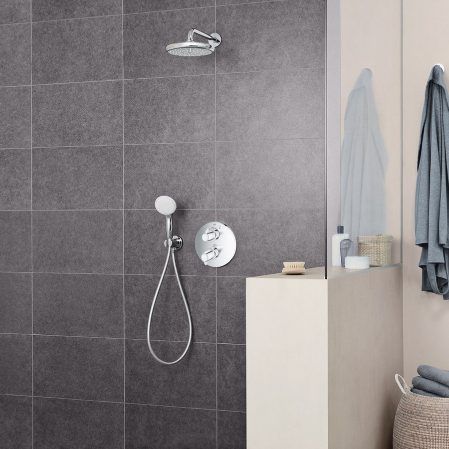 Лейка для верхнего душа с держателем Grohe Tempesta 250 26668000