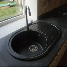 Гранітна кухонна мийка Valetti Europe модель №27 чорна 77*50