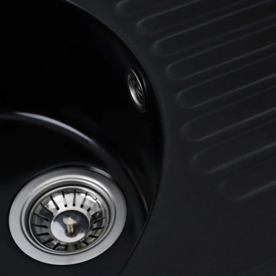 Гранітна мийка для кухні Platinum 7346 ASTORIA глянець Чорна