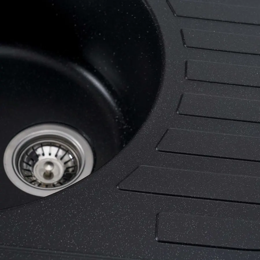 Гранітна мийка для кухні Platinum 7750 LIRA матова Чорний металік