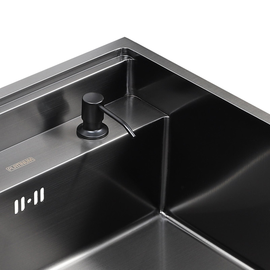 Кухонна прихована мийка Platinum Handmade PVD чорна 500x500x220 (змішувач в комплекті)
