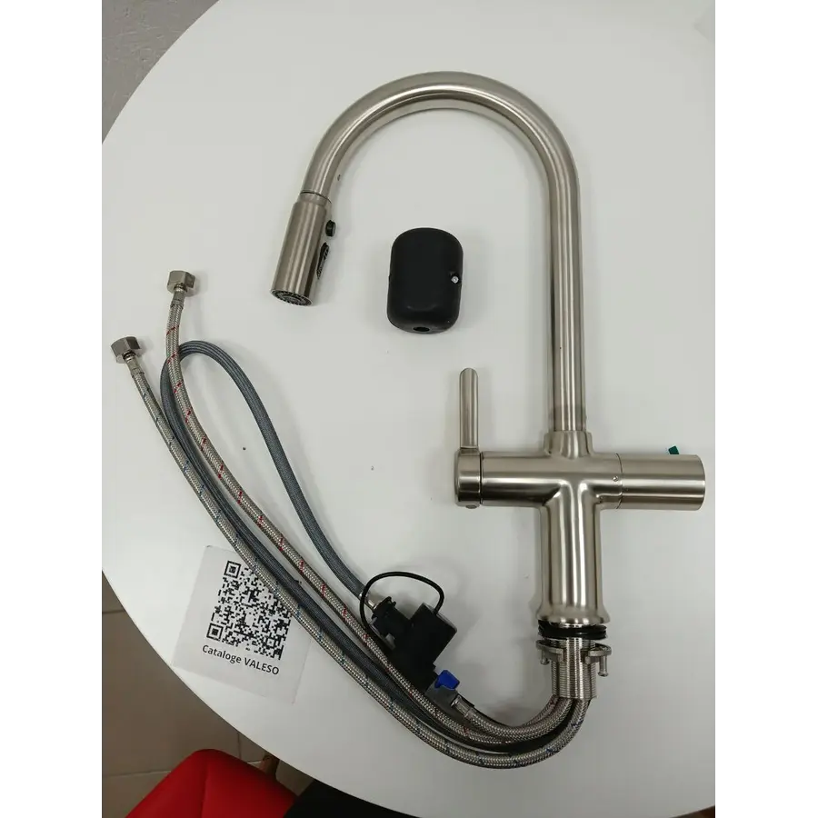 Кухонний змішувач з індикатором температури VALESO SX231B висувний