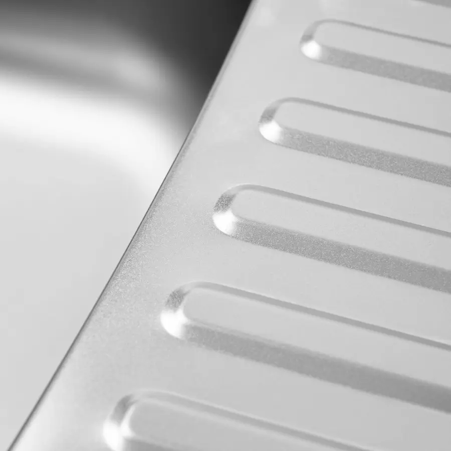 Кухонна мийка з нержавіючої сталі Valeso 7050 САТИН (0,8/180 мм)