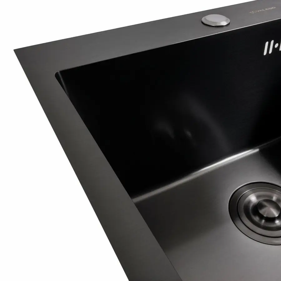 Кухонна мийка 50*50 PVD чорна Valeso Handmade (сифон круглий, 3,0/0,8)