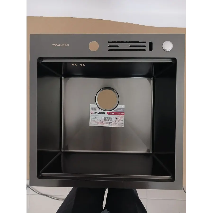 Кухонна мийка 50*50 PVD чорна VALESO Handmade з підставкою для ножів (сифон круглий, 3,0/0,8)