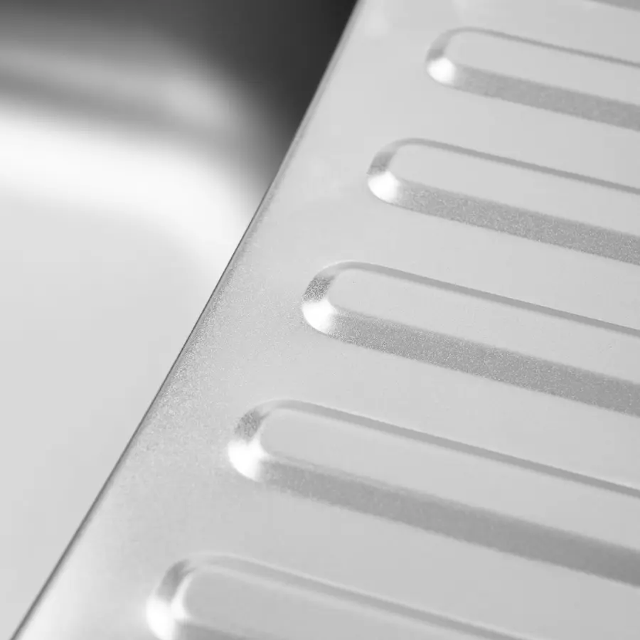 Кухонна мийка з нержавіючої сталі Platinum 7050 САТИН (0,8/180 мм)