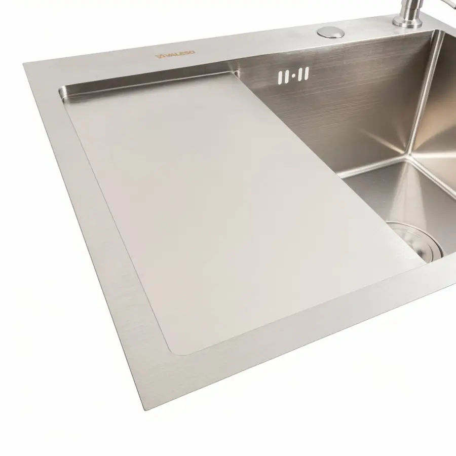 Кухонна мийка CM 58*48 R нержавійка VALESO Handmade (круглий сифон 3,0/0,8)