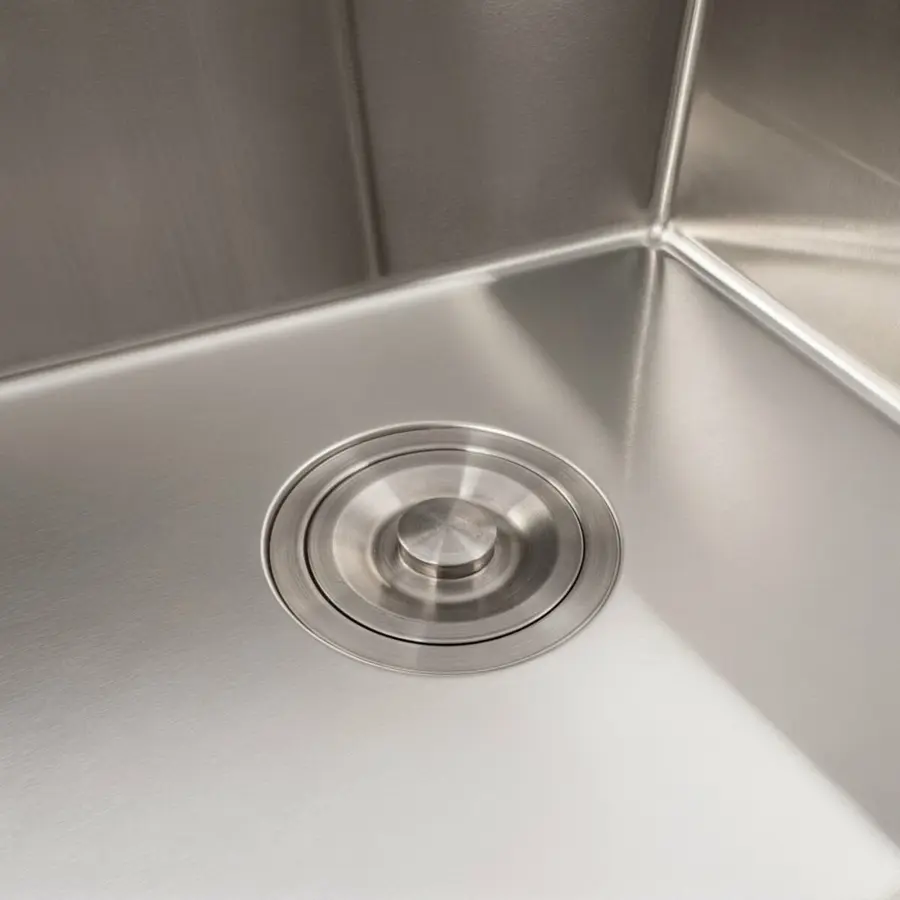 Кухонная мойка нержавейка 44*44 VALESO Handmade монтаж под столешницу (3.0/0.8)