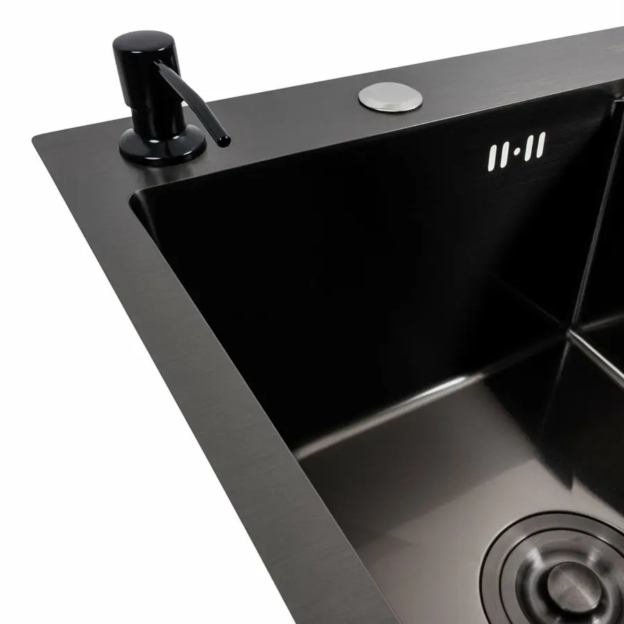 Кухонна мийка CM 58*48 L чорна PVD VALESO Handmade (круглий сифон 3,0/0,8)