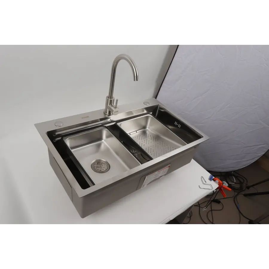 Кухонна мийка нержавійка CM 75*46B Platinum Handmade