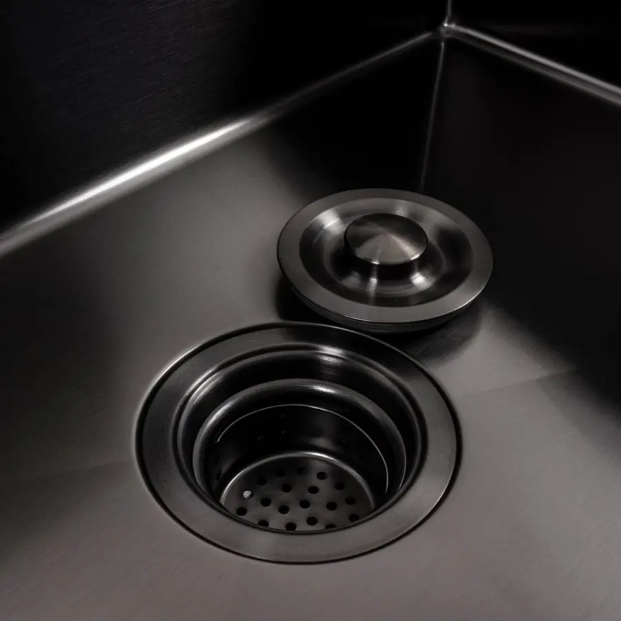 Кухонна мийка PVD чорна 65*45 Valeso Handmade (сифон круглий, 3,0/0,8)