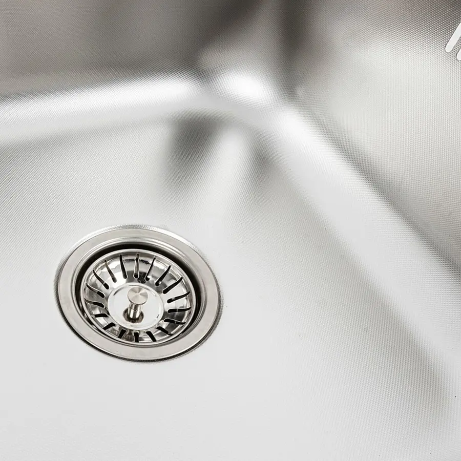 Кухонна мийка з нержавіючої сталі Valeso ДЕКОР 6550 (0,8/180 мм)