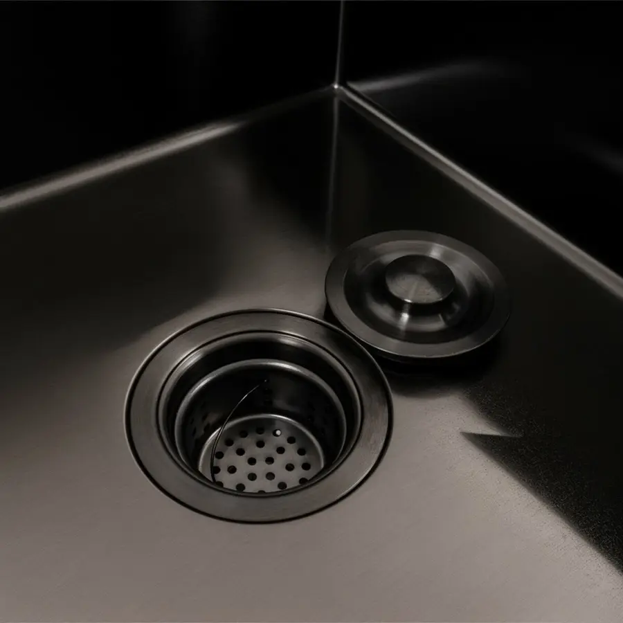Кухонная мойка CM 65*50 L черная PVD VALESO Handmade (круглый сифон 3,0/0,8)
