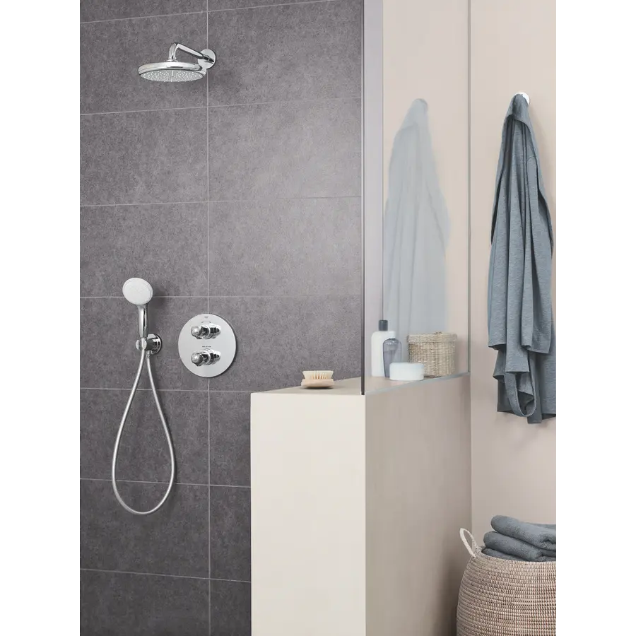 Верхній душ з настінним кронштейном Grohe New Tempesta Classic (26411000)