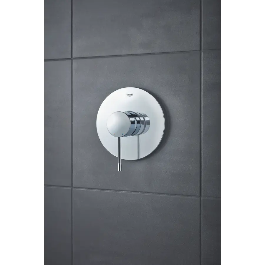 Змішувач прихованого монтажу для 1 споживача Grohe Essence New (24057001)