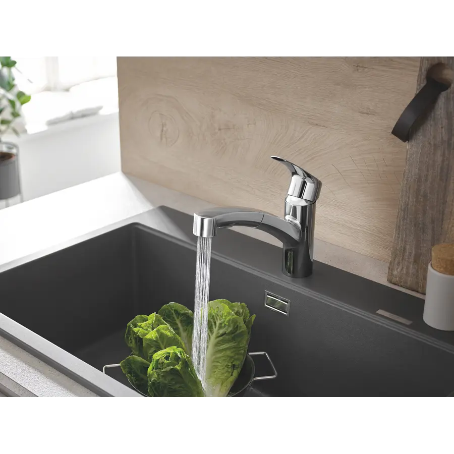 Змішувач для кухні з висувним виливом Grohe Eurosmart New (30305001)