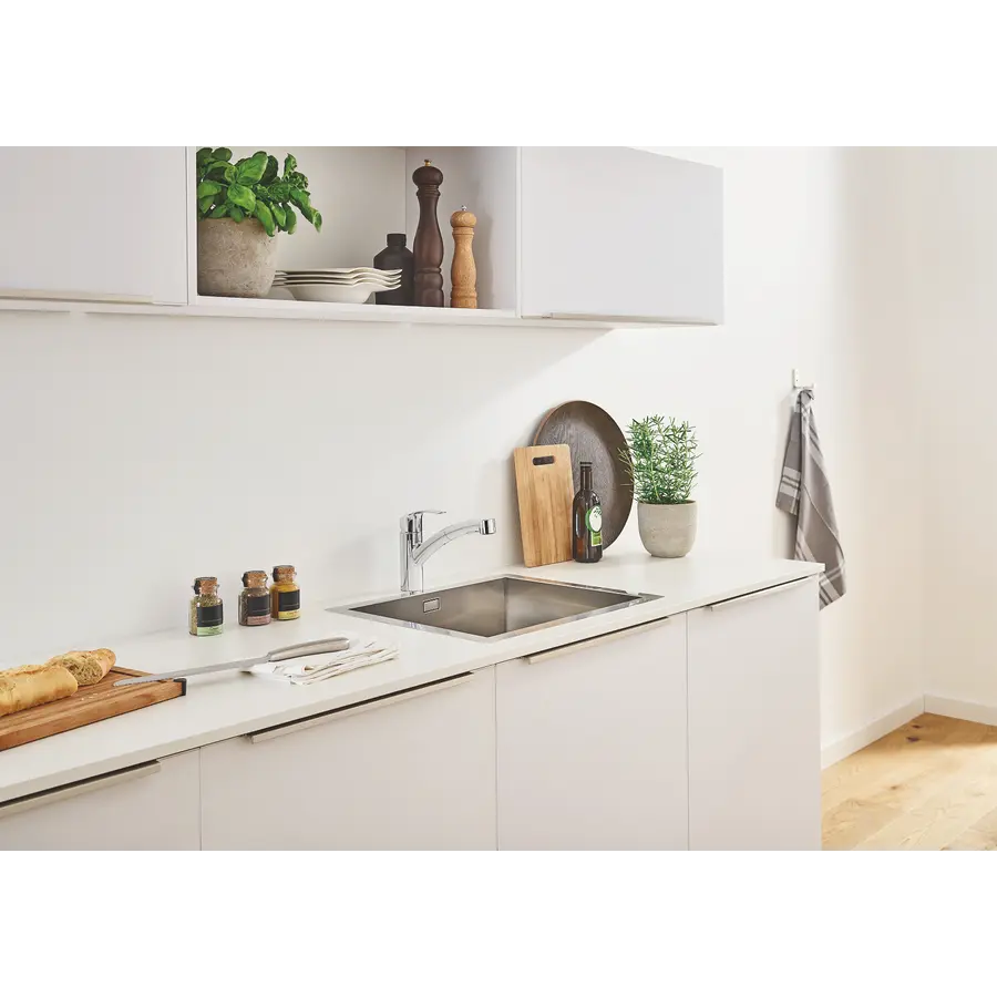 Змішувач для кухні з висувним виливом Grohe Eurosmart (30305000)