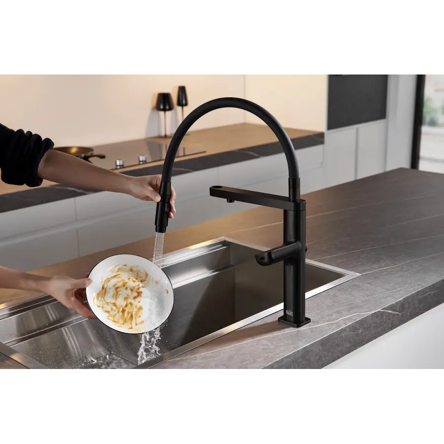 Кухонний змішувач чорний сенсорний з фільтрованою водою Nett AB-43