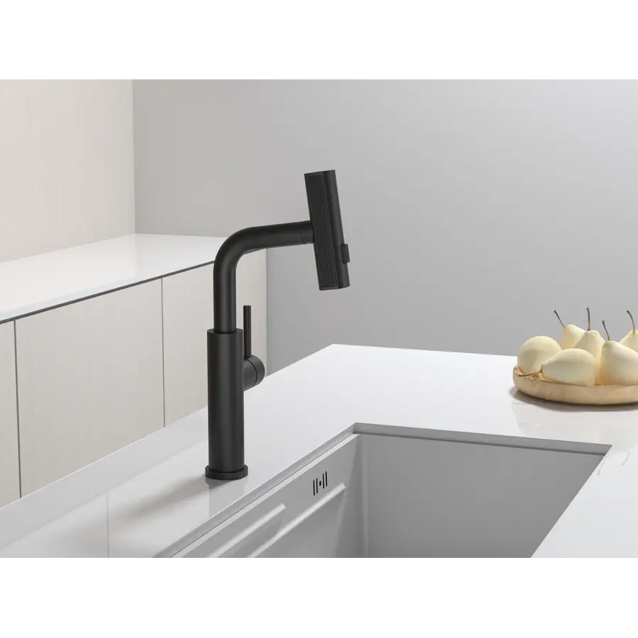Змішувач на кухню водоспад з висувною лійкою чорний Nett LB-35