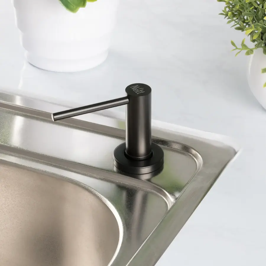 Комплект чорної кухонної мийки та змішувача з нержавіючої сталі NB-7848