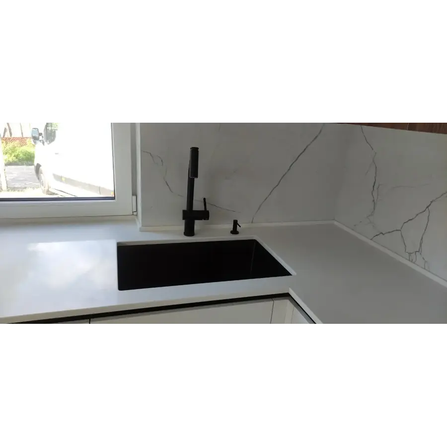 Чорна кухонна мийка з нержавійки під стільницю 1.5 мм Nett NB-6845