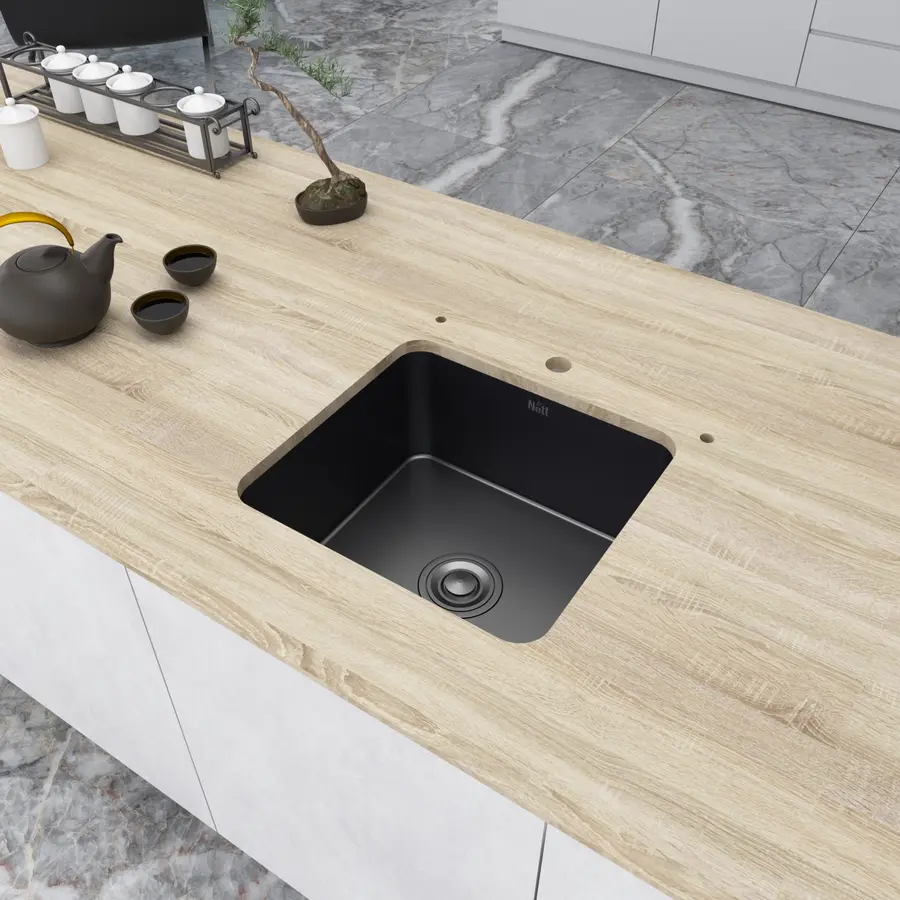 Чорна мийка для кухні з нержавійки 45 см в стільницю Nett NB-4643