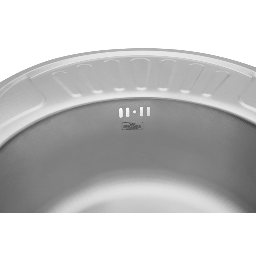 Кухонна врізна мийка з нержавіючої сталі Kroner KRP Dekor-5745 0.8 мм-180